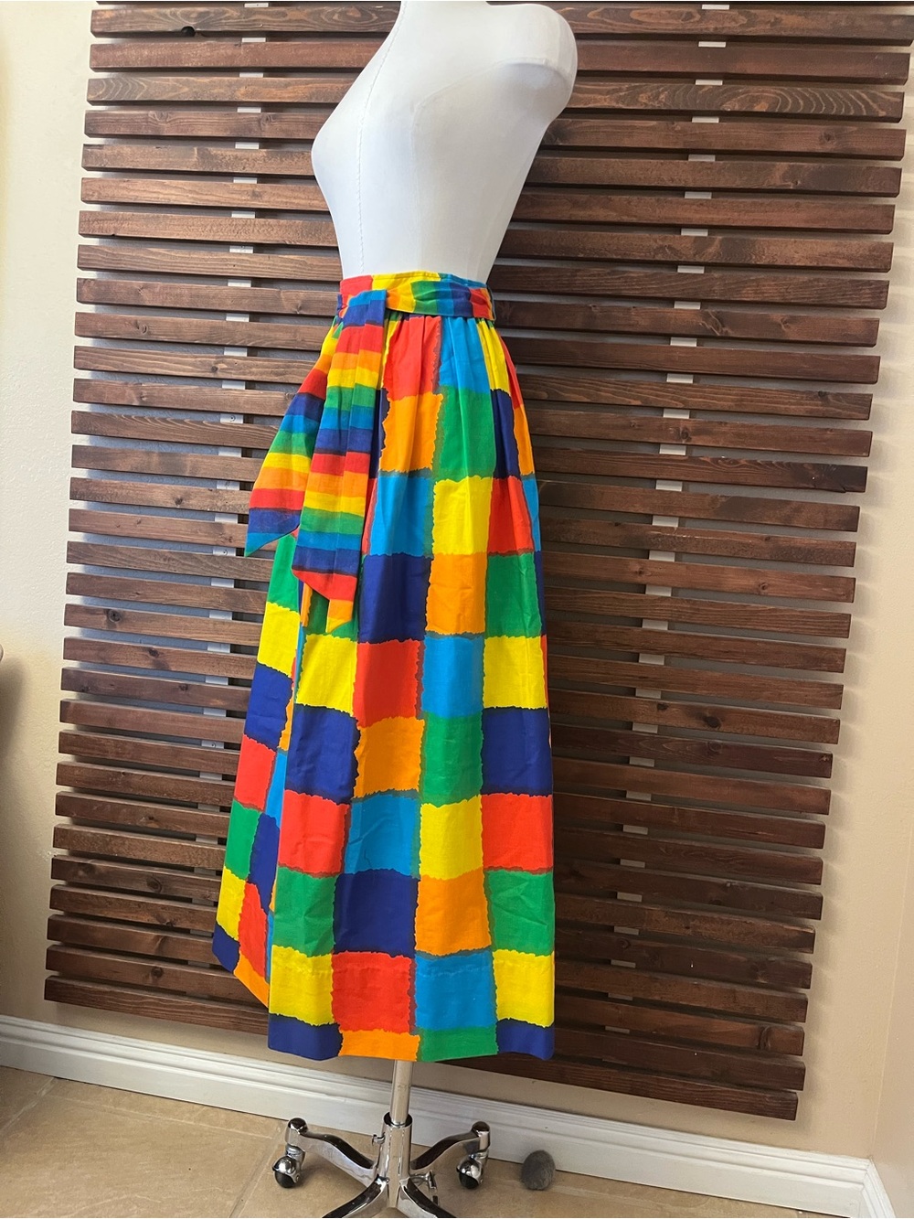 1970s 70s Vintage Rainbow Multicolor Patchwork Print High Tie Waist Maxi Skirt - Picture 3 of 11